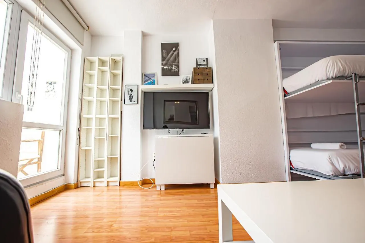 Holidays, Mont Blanc Estudio En Pradollano & Parking Sierra Nevada Apartman